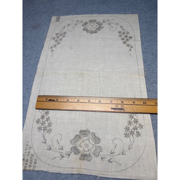 Vintage Floral Stamped Embroidery Doily Linen - Picture 3 of 5